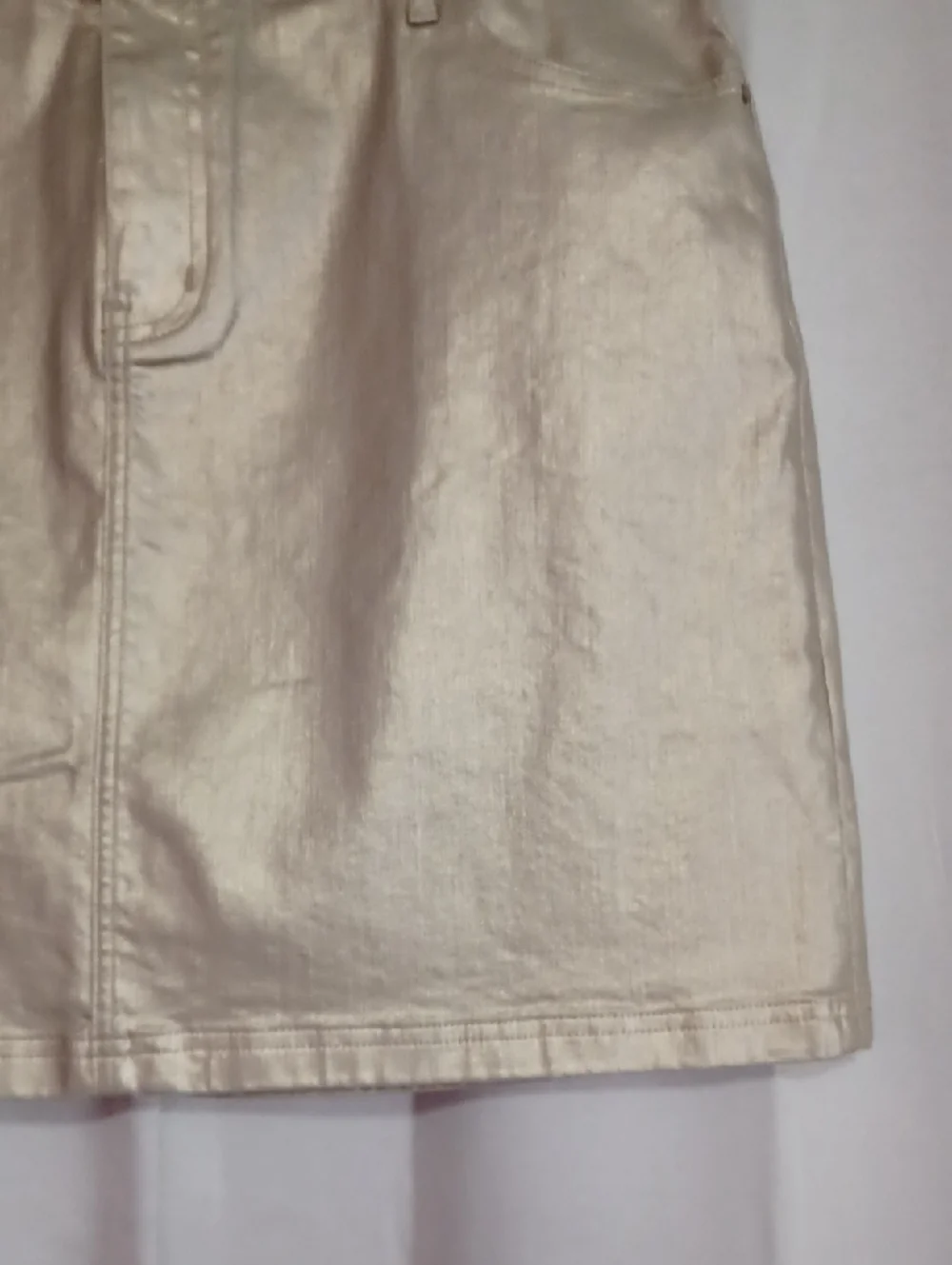 Boden Gold Metallic Denim Mini Skirt 5 Pocket Zip Fly Button Closure Like New